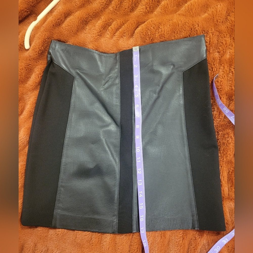 BB Dakota Black Leather Stretch Skirt - Picture 4 of 5